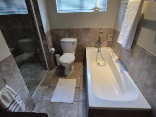 Mistys Apartment Durbanville - 1