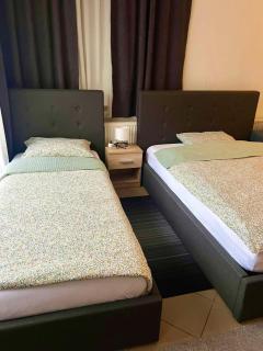 Friendly Rent - Pristina - 5