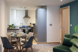 City Centre Stay, 2 Bed 2 Bath, Sleeps up to 7, Netflix - Liverpool - 6