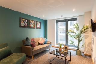 City Centre Stay, 2 Bed 2 Bath, Sleeps up to 7, Netflix - Liverpool - 0