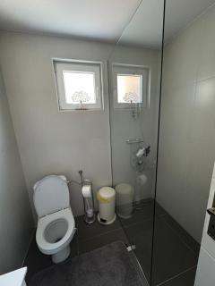 HA-LU Studio Apartman - Jurdani - 5