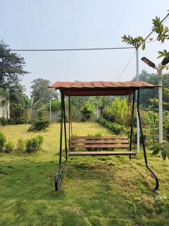 Serene getaway with Karaoke Lounge Nandan farms - Wada - 5