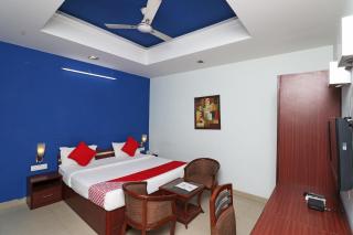 Hotel O Kristal - Rewāri - 0
