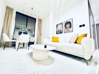 Aesthetic 2BHK at Jumeirah Village Circle, Dubai - 2