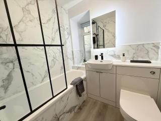 Sea Breeze Cottage short walk to the beach, Nairn - 7