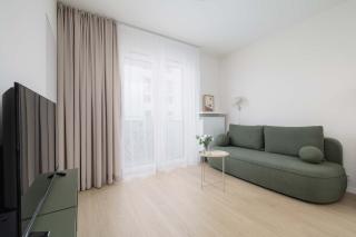 Saska Cozy Apartment Parking by Noclegi Renters - 6