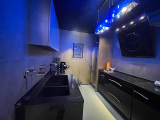 Vip garden jacuzzi seaview in the hearth of downtown - La Spezia - 1