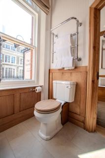 The Old Farmhouse Pub and Rooms - London - 6