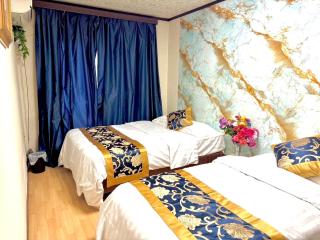 Mito House up to 28 Pax Free Bus & Breakfast - Osaca - 1