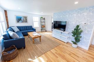 Newly renovated, close to beach, big yard, grill - 0