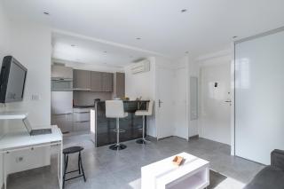 Superbe studio-Centre-ville-Plages et Palais - 0