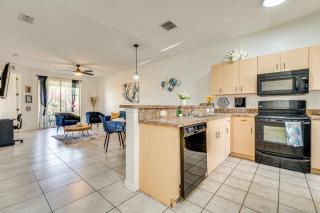 Pool Access Family-Friendly Poinciana Condo! - 2