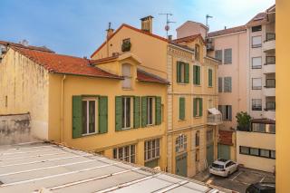 Superbe studio-Centre-ville-Plages et Palais - 1