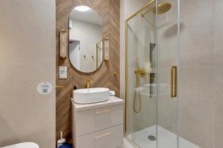 Portovo Riverside Suites by Lion Apartments Gdańsk - 8