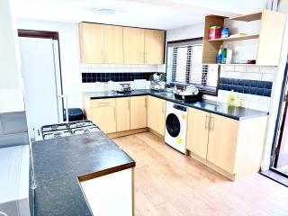 304 Norbury House - Norbury - 6