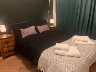 Park view house- free parking, free coffee & Tea - Leicester - 0