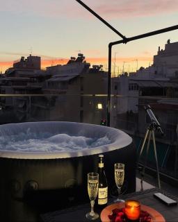 Luxury Designed Suite Penthouse Center Near Metro Jaccuzi Fireplace View Bar Art - Athènes - 8
