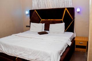 Aloha Hotel & Resort - Oshogbo - 8