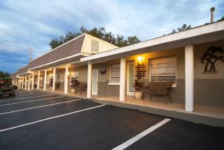 Liberty hill Executive Inn - Zephyrhills - 5