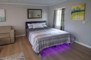 Liberty hill Executive Inn - 1