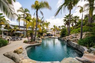 Private Heated Pool, Hottub, Outdoor Kitchen, Mini Golf in Oceanside - Oceanside - 3
