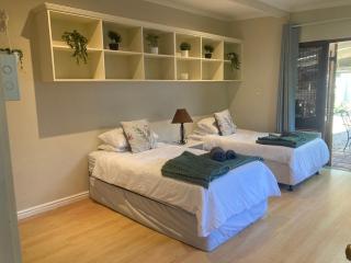 Cozy garden Guest Suite in charming Claremont - Cidade Do Cabo - 7