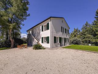 Nature Retreat Spacious 5 Bedroom Modern Villa with Private Park - Potenza Picena - 7