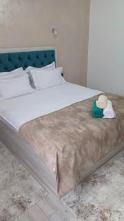 căsuța de lângă castel bran - 8