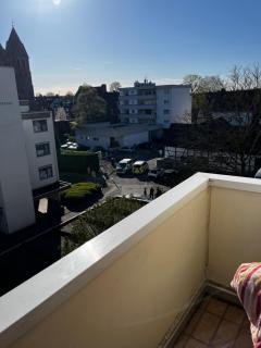 Gemütliche, ganze Wohnung in ruhiger, zentraler Lage - Leverkusen - 3