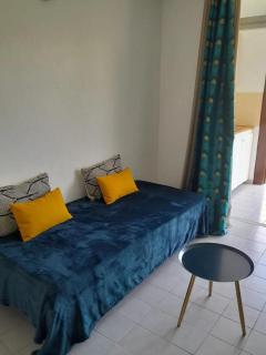 Appartement charmant à Grand-Bourg, 27 m², accès à la piscine. - 6