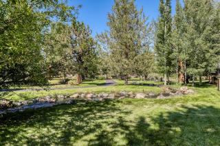 Whispering Pines Haven - 1