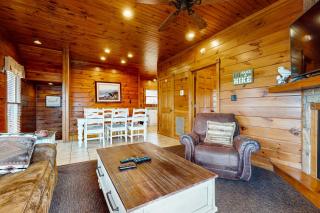 Easy Livin - Gatlinburg - 6