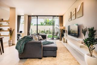 Modern Tropical Villa in Seminyak 2BR, Private Pool with Rice Field View - Seminyak - 2