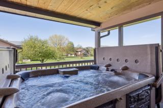 Log Haven Cozy Wears Valley Cabin with Hot Tub Game Room and Flat Yard for Dogs and Kids - 9
