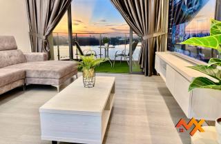 Full Sea View Country Garden Danga Bay 11-13pax - Johor Bahru - 8