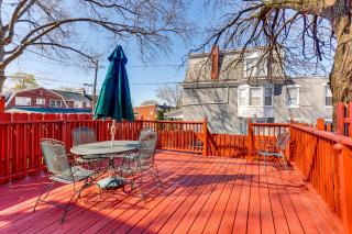 2 Mi to Dtwn Harrisburg Escape with Furnished Deck! - 9