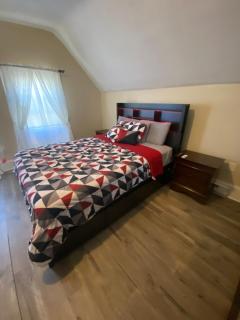 Private bedroom 9 - Brockton - 0