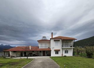 Paikos Townhouse, Hot Springs - - 6