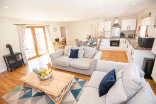 Smiley Cottage - Westward Ho - 3
