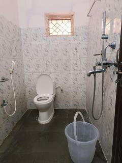 Hotel KP Suites Near RK Beach Vizag - Visakhapatnam - 5