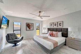 Private Family Getaway Minutes From the Beach - Englewood - 8