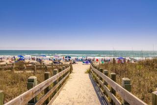 Sea Views at Ocean Breeze Beach Retreat - Myrtle Beach - 5