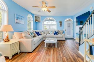 Waterfront Emerald Isle Home with Dock Access! - Emerald Isle - 7