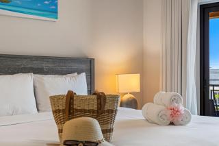 New 1 Min To Beach, Resort Style Amenities, Bbq - Palm-Eagle Beach - 3