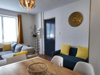 Grand appartement de ville avec 2 places de parking privées intérieur - Beuvrages - 8