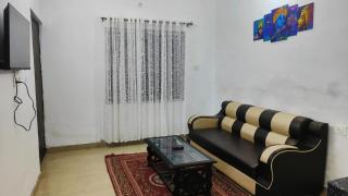 Knight Suites - Vrindāvan - 2