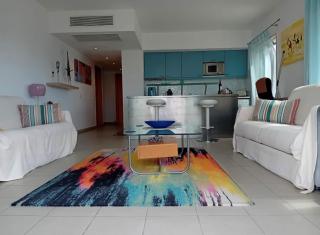 Marina Apartment with Pool Access - Lagos - 9