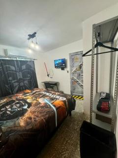 A galaxy of comfort with a king size bed! - Torreón - 8