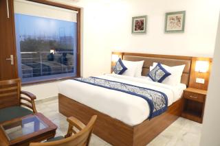 Hotel Sandal tree express - Noida - 9
