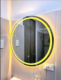 Stunning Suite with Balcony - near MOA - Manila - 4